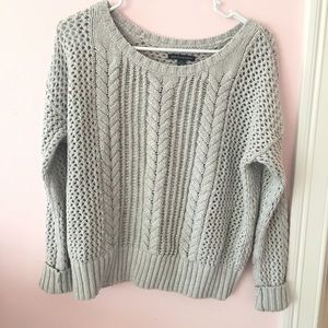 American Eagle Women’s sweater